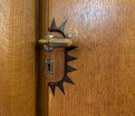 Hout met coromandel accent.
<br/>
Marcel Westhoff, sept. 2017